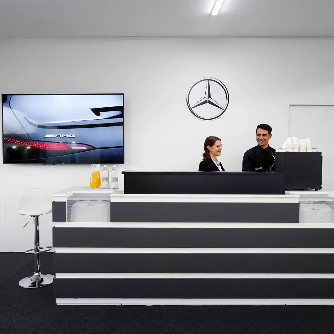 Mercedes-Benz Italia al salone nautico 2024 - zero studio_carousel6