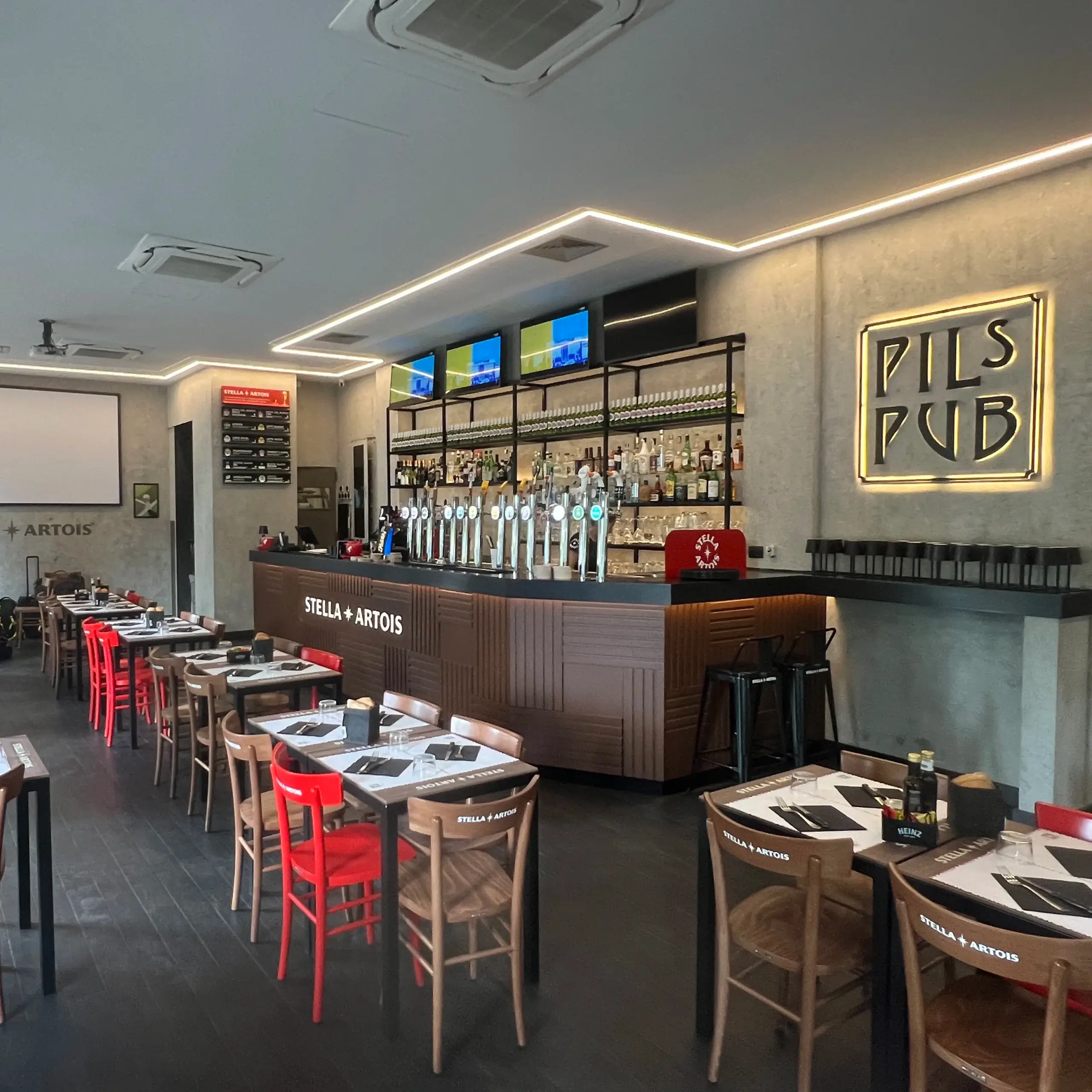 PILS PUB 2025-zero studio_carosello 13