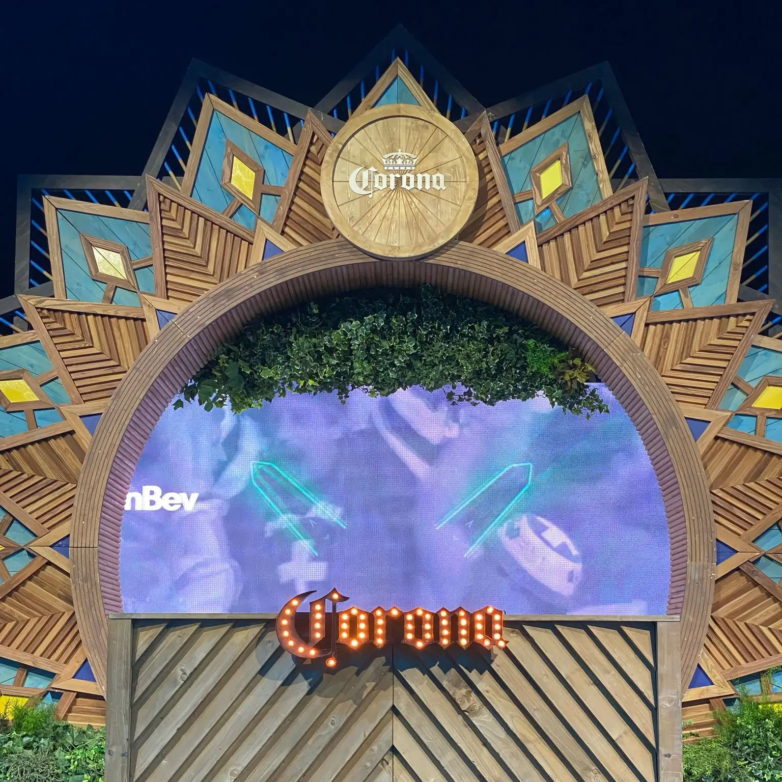 CORONA MILANO 2025-zero studio_carosello 1