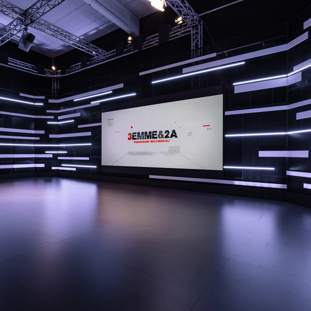 SET TELEVISIVO-zero studio_carosello 6